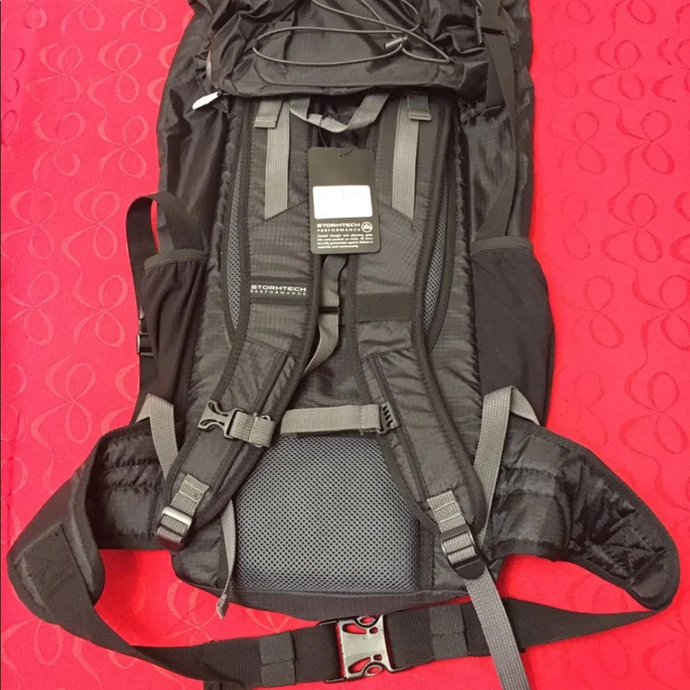 New! Stormtech performance backpack new black